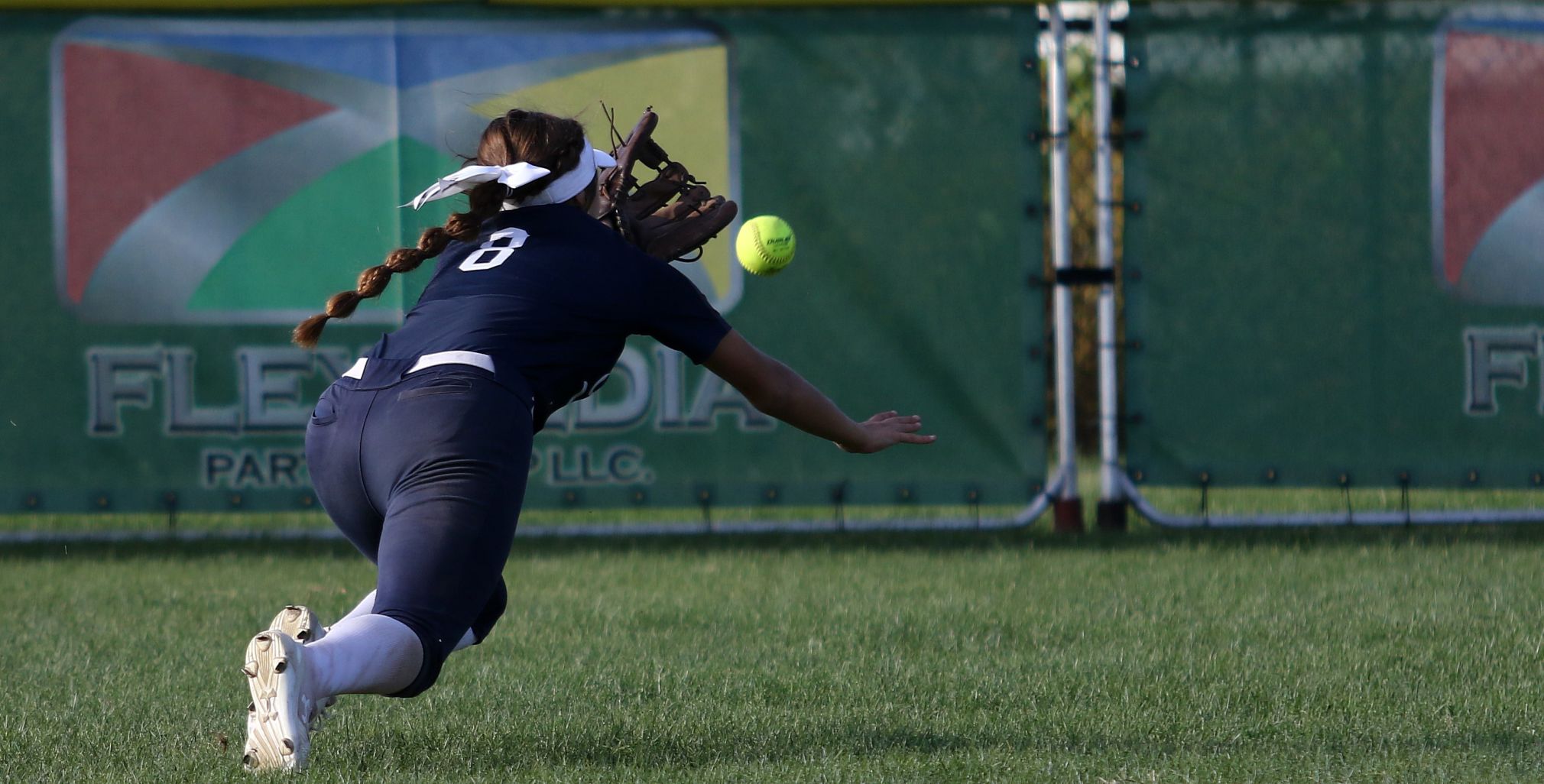 Class 4 sectional softballl: Francis Howell Central 17, Pattonville 3